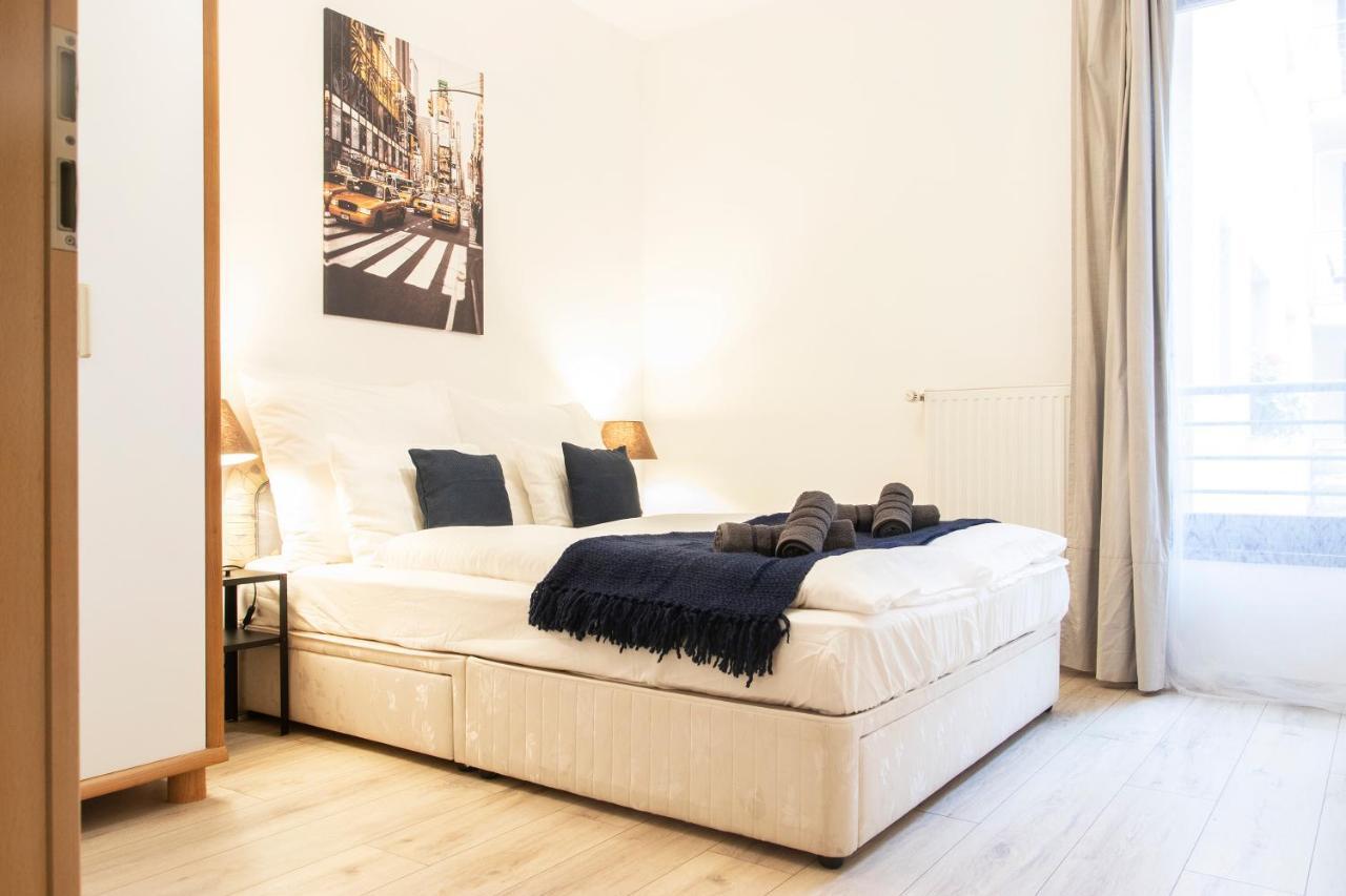 Momo Luxury Apartments Budapest Opera Eksteriør billede