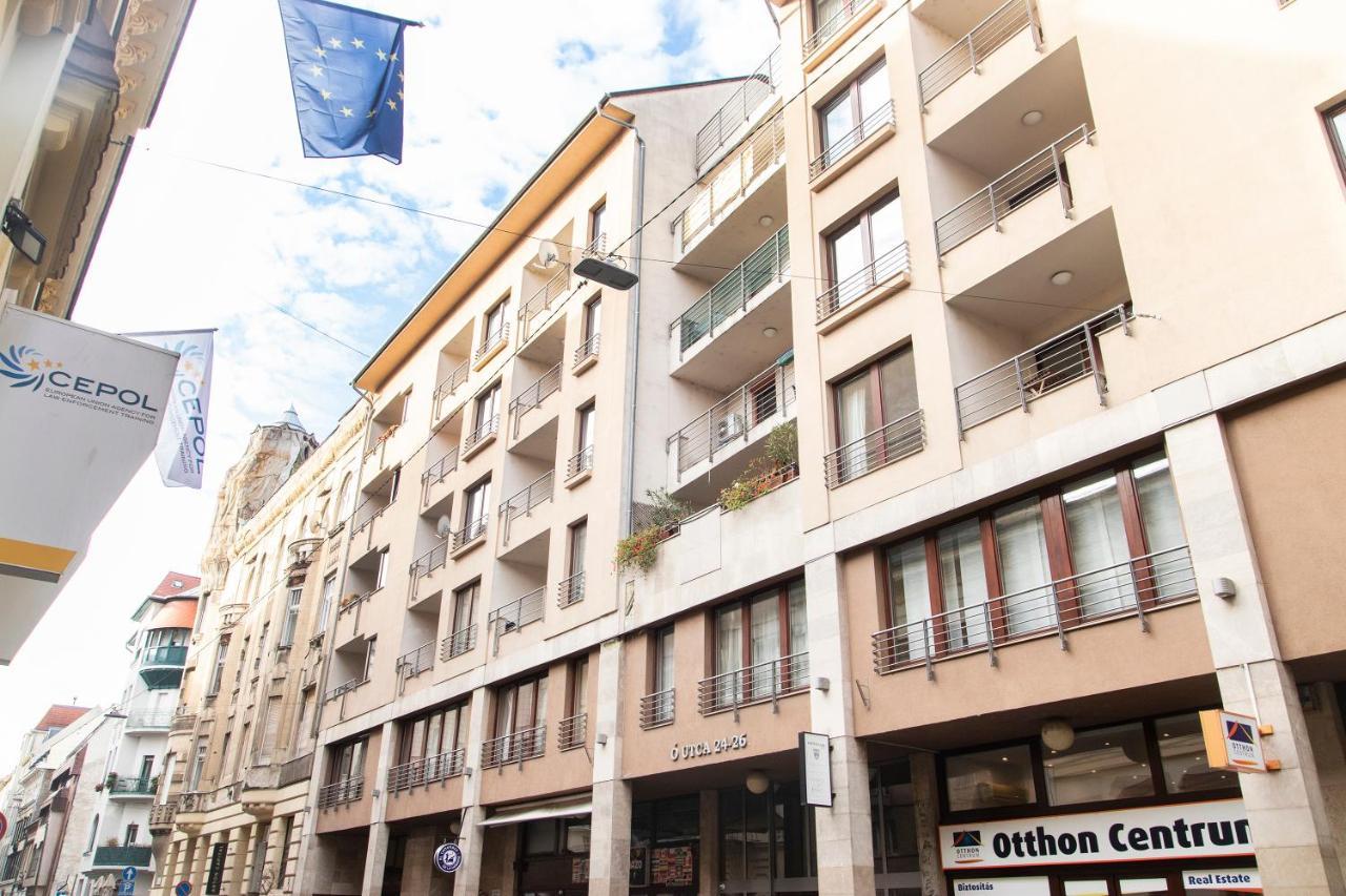 Momo Luxury Apartments Budapest Opera Eksteriør billede
